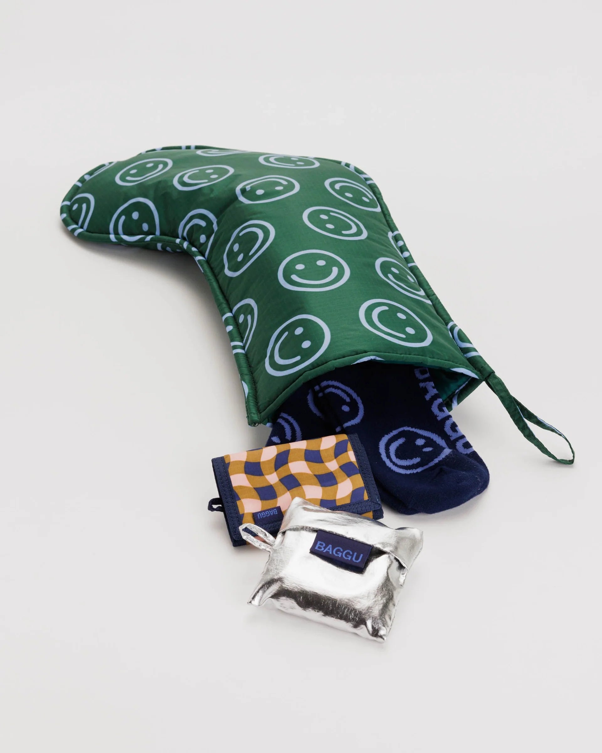 Popular Collection BAGGU Puffy Christmas Stocking - Recycled Trendy And Timeless Handbags Now On Sale Popular Collection BAGGU Puffy Christmas Stocking - Recycled Trendy And Timeless Handbags Now On Sale