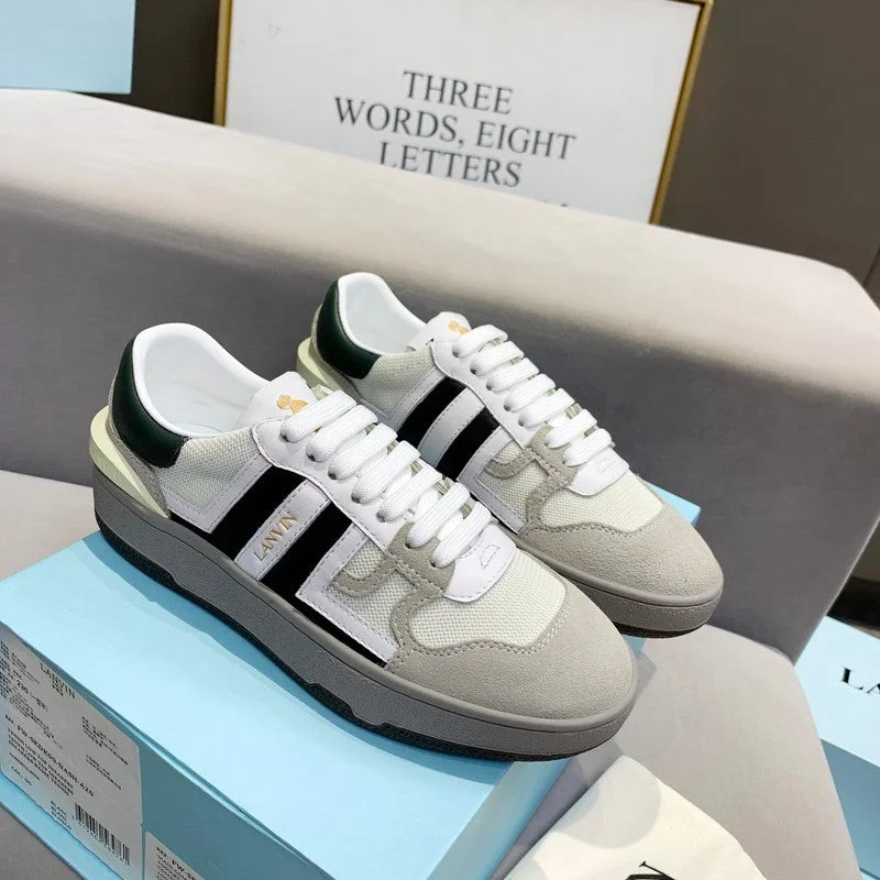 Bold Style Discounts SACC - LAV Men Shoes - 300 Chic Handbags At Special Promotional Prices Bold Style Discounts SACC - LAV Men Shoes - 300 Chic Handbags At Special Promotional Prices