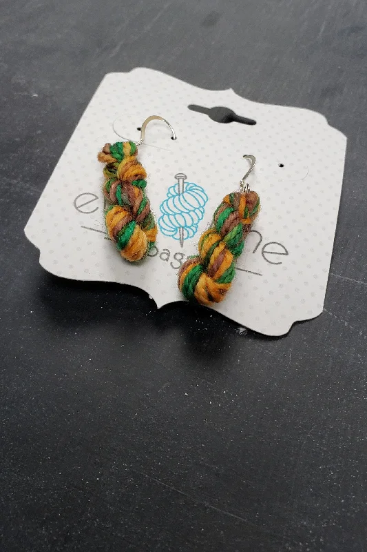 Chic And Edgy Mini Hank Earrings in Halloween Exclusive Discounts On Stylish Handbags