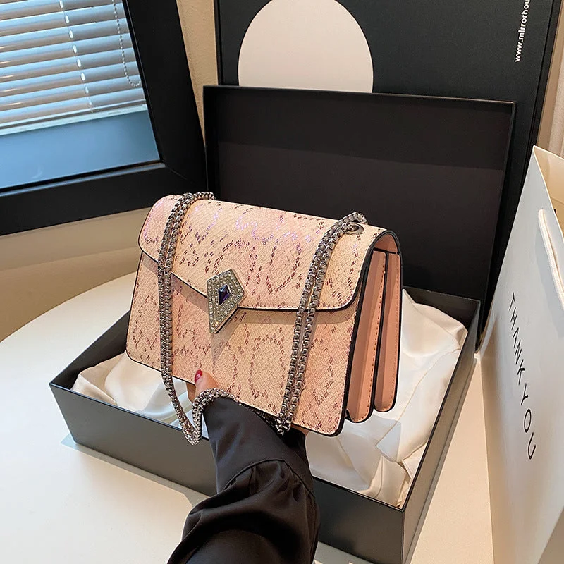 Daily Deals Wholesale Snake Pattern Fashion One-shoulder Crossbody Chain Small Square Bag Limited-Time Sale On Trendy Handbags – Don't Miss Out Daily Deals Wholesale Snake Pattern Fashion One-shoulder Crossbody Chain Small Square Bag Limited-Time Sale On Trendy Handbags – Don't Miss Out