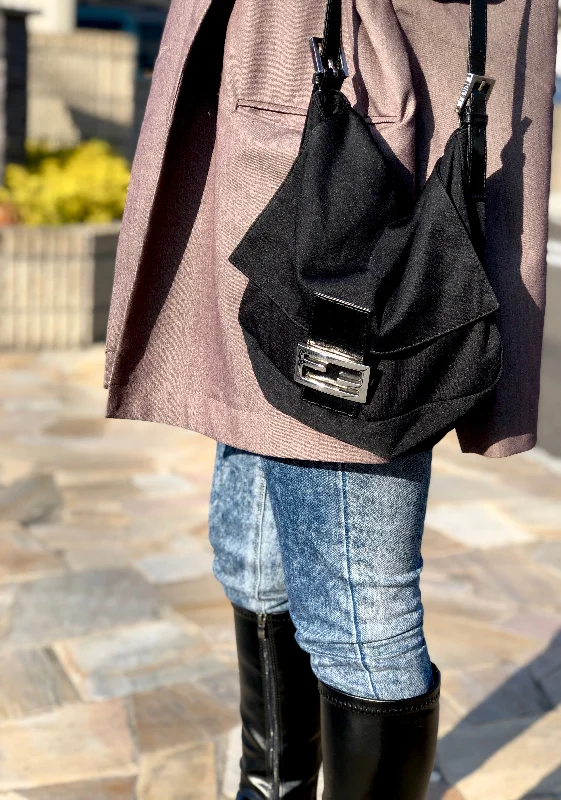 Trendy Bags For Teenage Girls FENDI Nylon mamma bucket 7656be Handbag Deals For Every Occasion Trendy Bags For Teenage Girls FENDI Nylon mamma bucket 7656be Handbag Deals For Every Occasion