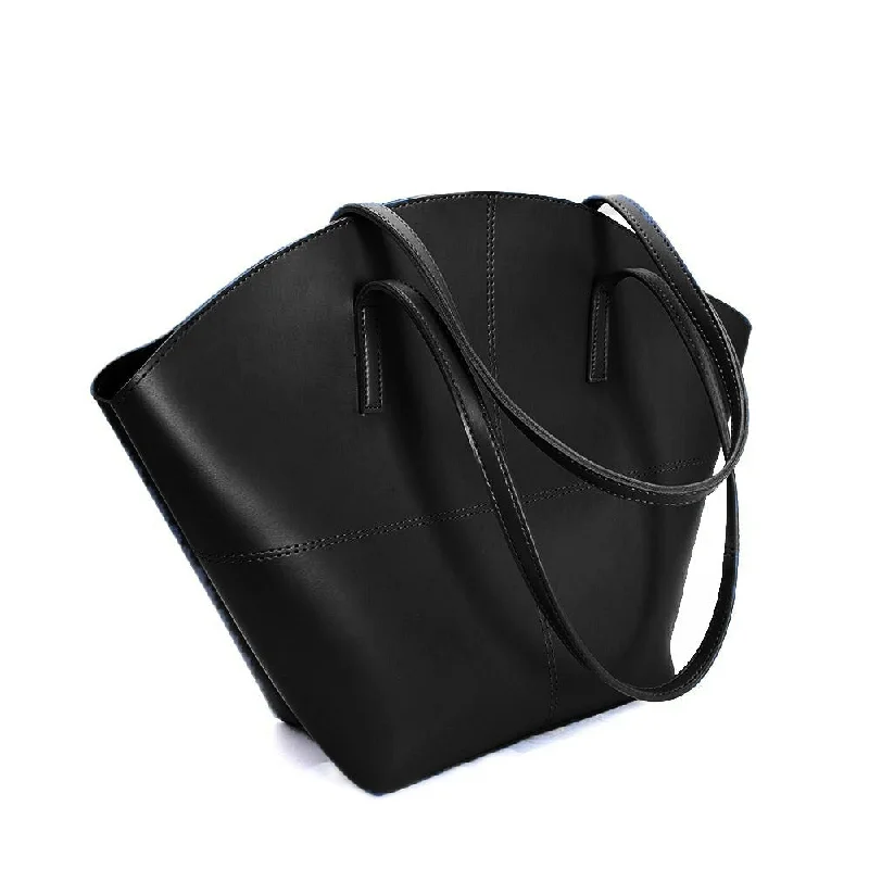 Fashion Deal Tote Bags_ Noir Black Timeless Handbags At Reduced Prices