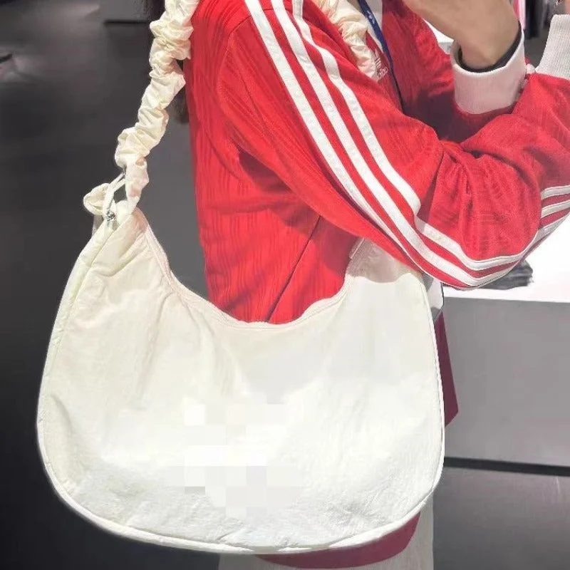 Minimalist Fashion Sale Wholesale Cloud Clover Underarm Pleated Sports Leisure Shoulder Bags Shop Stylish Bags At Unbeatable Prices Minimalist Fashion Sale Wholesale Cloud Clover Underarm Pleated Sports Leisure Shoulder Bags Shop Stylish Bags At Unbeatable Prices