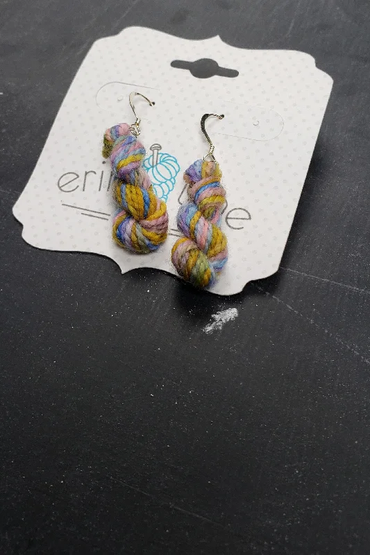 Step Ahead, Lead The Trend Mini Hank Earrings in Gringots Trendy Purses At Exclusive Promotional Rates