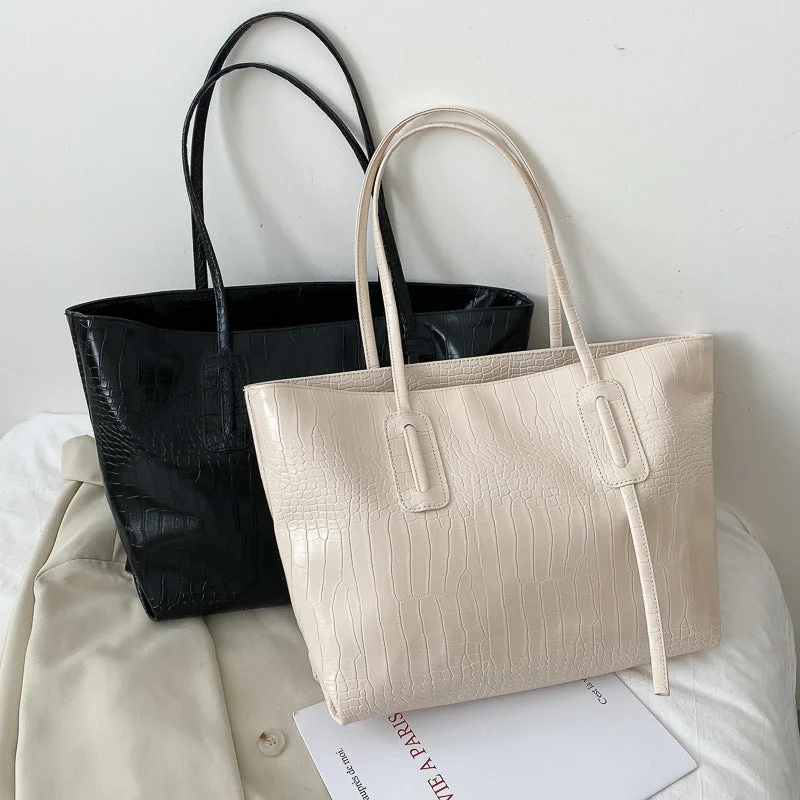 Winter Warehouse Sale Wholesale Simple Large Capacity Trendy Fashion Versatile Internet Celebrity Handbill Shoulder Bags Carry Elegance For Less Winter Warehouse Sale Wholesale Simple Large Capacity Trendy Fashion Versatile Internet Celebrity Handbill Shoulder Bags Carry Elegance For Less