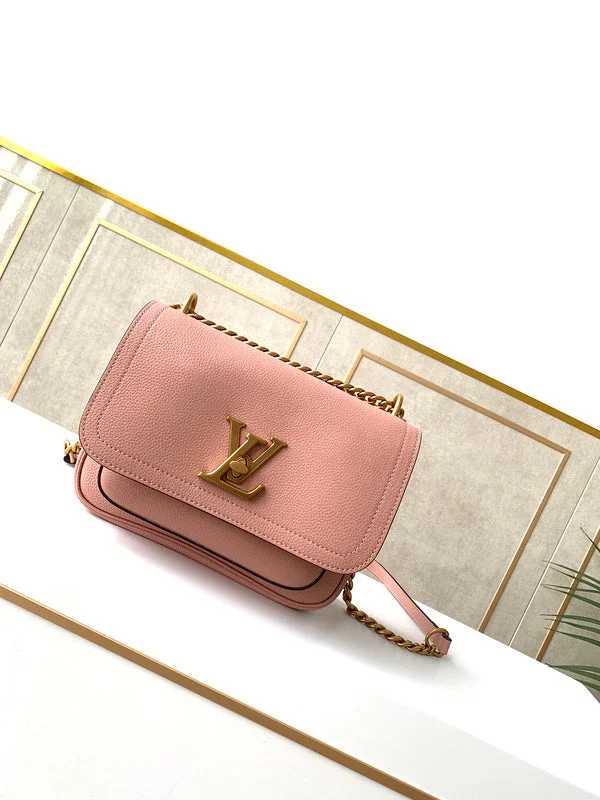 Stylish Looks Zynteeqs - Latest - 1818 Grab Your Favorite Handbags At Discounted Prices Stylish Looks Zynteeqs - Latest - 1818 Grab Your Favorite Handbags At Discounted Prices