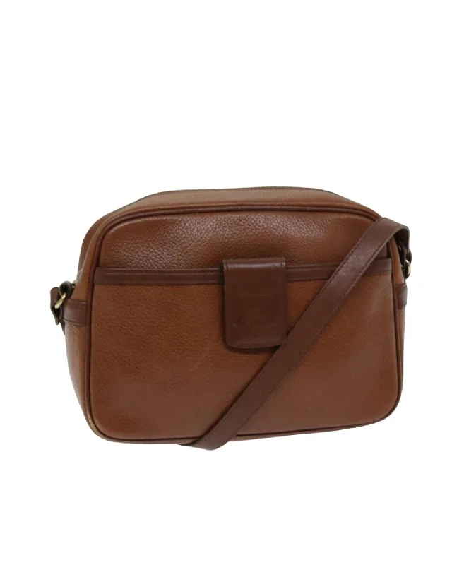 Trendy Street Style Vintage Burberry Leather Shoulder Bag The Handbag Sale You've Been Waiting For Trendy Street Style Vintage Burberry Leather Shoulder Bag The Handbag Sale You've Been Waiting For