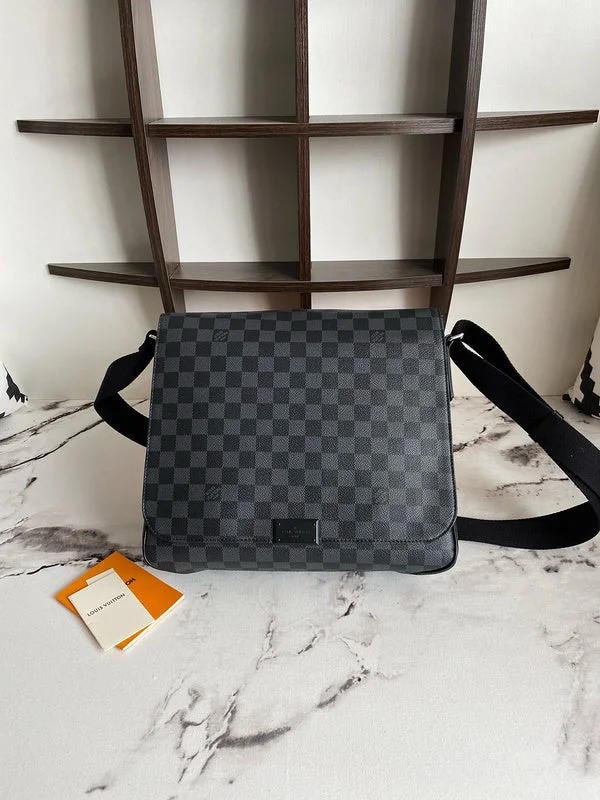 Chic Bags For Office Professionals And Urban Dwellers Zynteeqs - Latest - 1853 Seasonal Sale On Trendy Handbags Chic Bags For Office Professionals And Urban Dwellers Zynteeqs - Latest - 1853 Seasonal Sale On Trendy Handbags