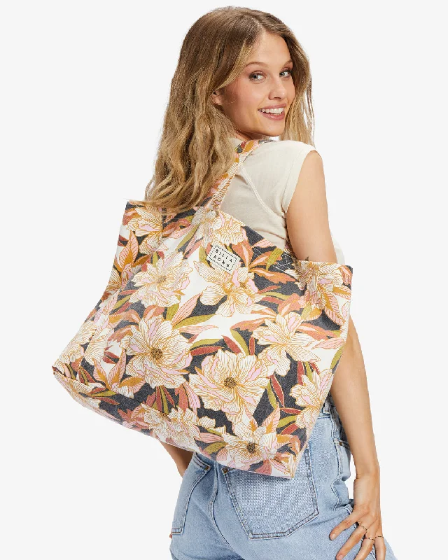 So Essential Tote Bag - Multi Modern Handbags With Stylish Discounts
