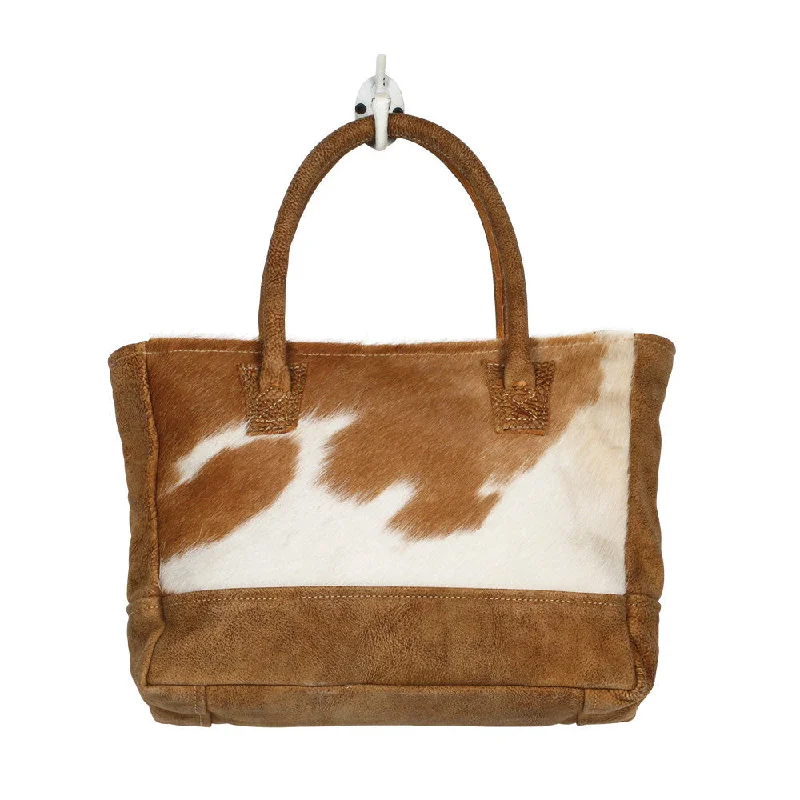 Tan and White Hide Simple Handbag Modern Handbags With Stylish Discounts