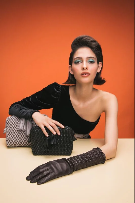 Tissa Fontaneda Gizmo Steel Grey Crossbody Classic And Modern Handbags Now More Affordable Tissa Fontaneda Gizmo Steel Grey Crossbody Classic And Modern Handbags Now More Affordable