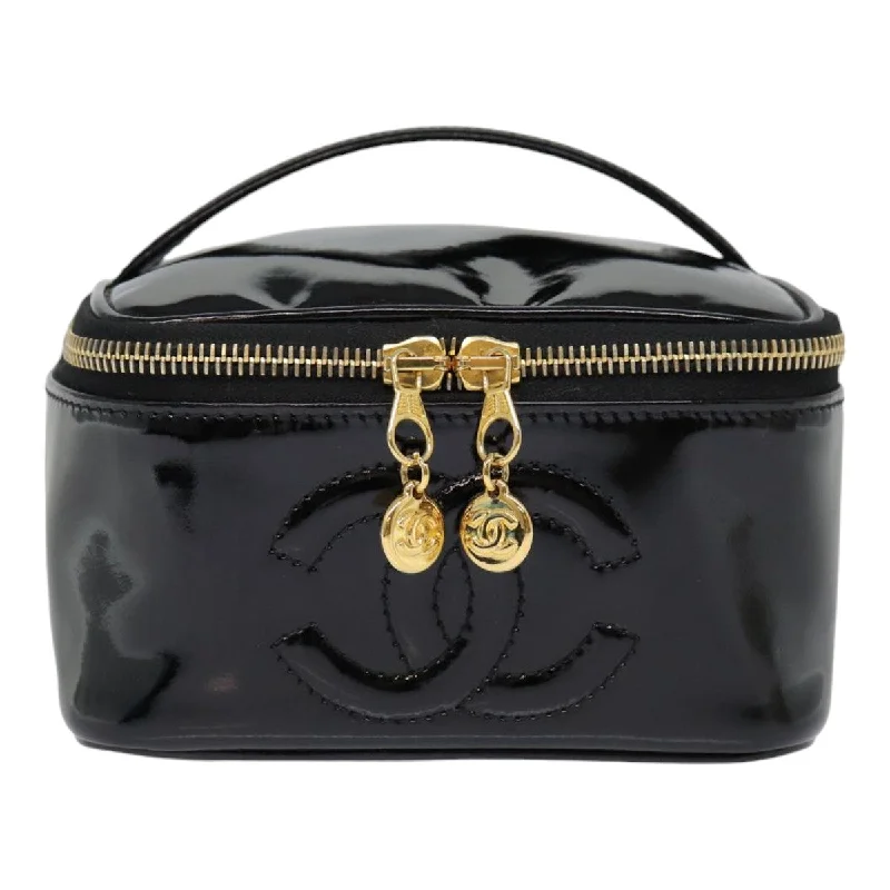 Chanel Vanity Patent Leather Clutch Bag (Pre-Owned) Must-Have Bags With Big Savings Chanel Vanity Patent Leather Clutch Bag (Pre-Owned) Must-Have Bags With Big Savings