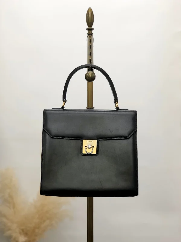 CELINE Gancini Handbag Black Vintage zn353p Stylish And Functional Bags Now At Reduced Rates CELINE Gancini Handbag Black Vintage zn353p Stylish And Functional Bags Now At Reduced Rates