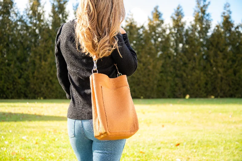 Bonnie Bucket in Butterscotch with Braided Leather Strap Limited-Stock Bag Clearance – Hurry Bonnie Bucket in Butterscotch with Braided Leather Strap Limited-Stock Bag Clearance – Hurry