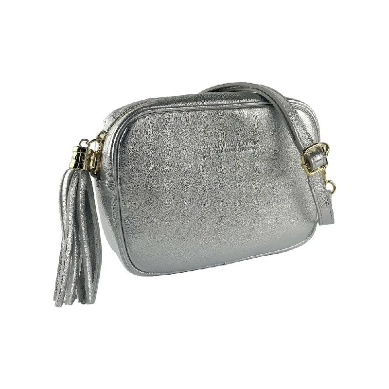 RB1007AW | Women's Shoulder Bag in Genuine Leather Fashion-Forward Bags At Exclusive Promotional Prices RB1007AW | Women's Shoulder Bag in Genuine Leather Fashion-Forward Bags At Exclusive Promotional Prices