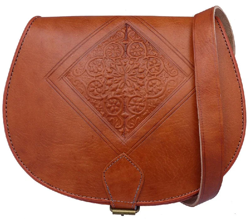 Vintage style, Embossed Leather Saddle Handbag Upgrade Your Look With Fashionable Bags Vintage style, Embossed Leather Saddle Handbag Upgrade Your Look With Fashionable Bags