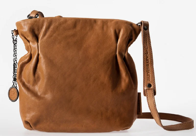Unleash Your Fashion Aunts & Uncles Coffee Klatsch Robin Handbag Premium Handbags At Budget-Friendly Prices