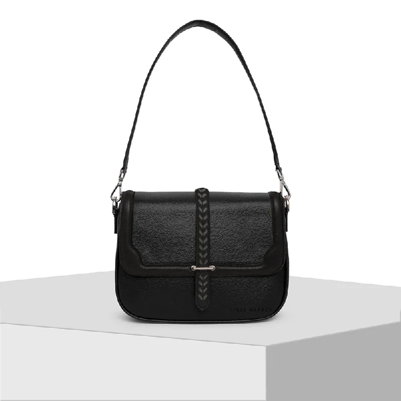 Fashion Essentials New York Night Carry Elegance For Less