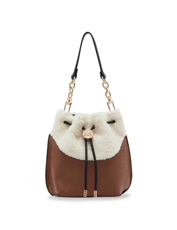 Boutique Styles Sherpa Bucket With Branded Push Lock Closure Stylish Handbags At Unbeatable Discounts Boutique Styles Sherpa Bucket With Branded Push Lock Closure Stylish Handbags At Unbeatable Discounts
